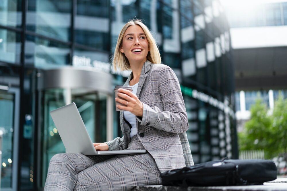 What are teeth Veneers? Types & Benefits?